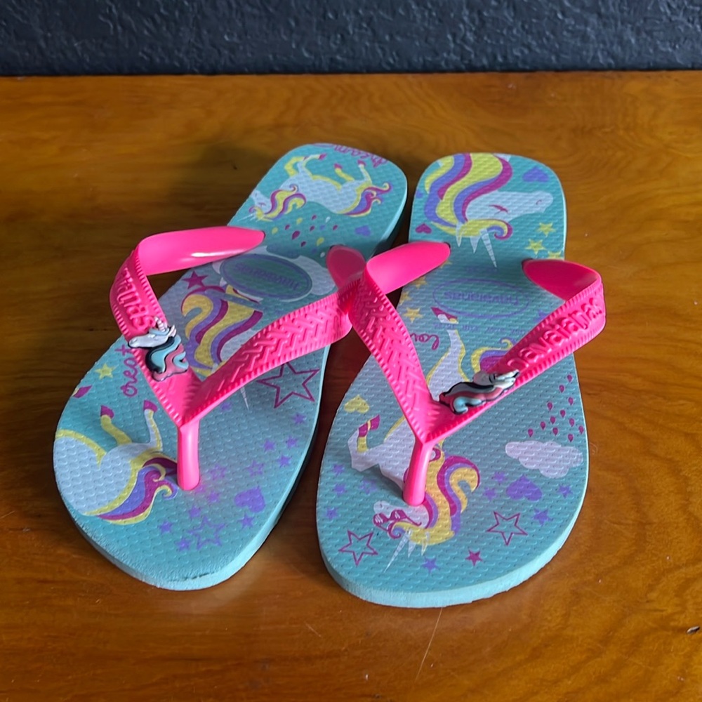 havaianas flip flips 🩴 girls 33-34 (US 2-2 1/2)